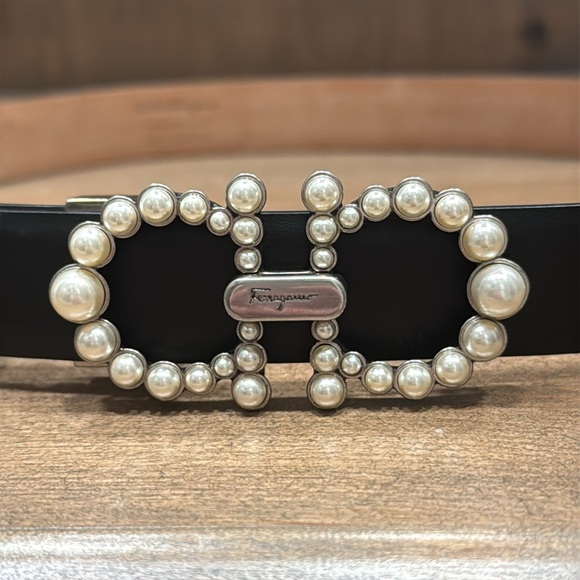 Sold on eBay! Ferragamo Women's Faux-Pearl Gancini Buckle Leather Belt - Picture 8 of 8